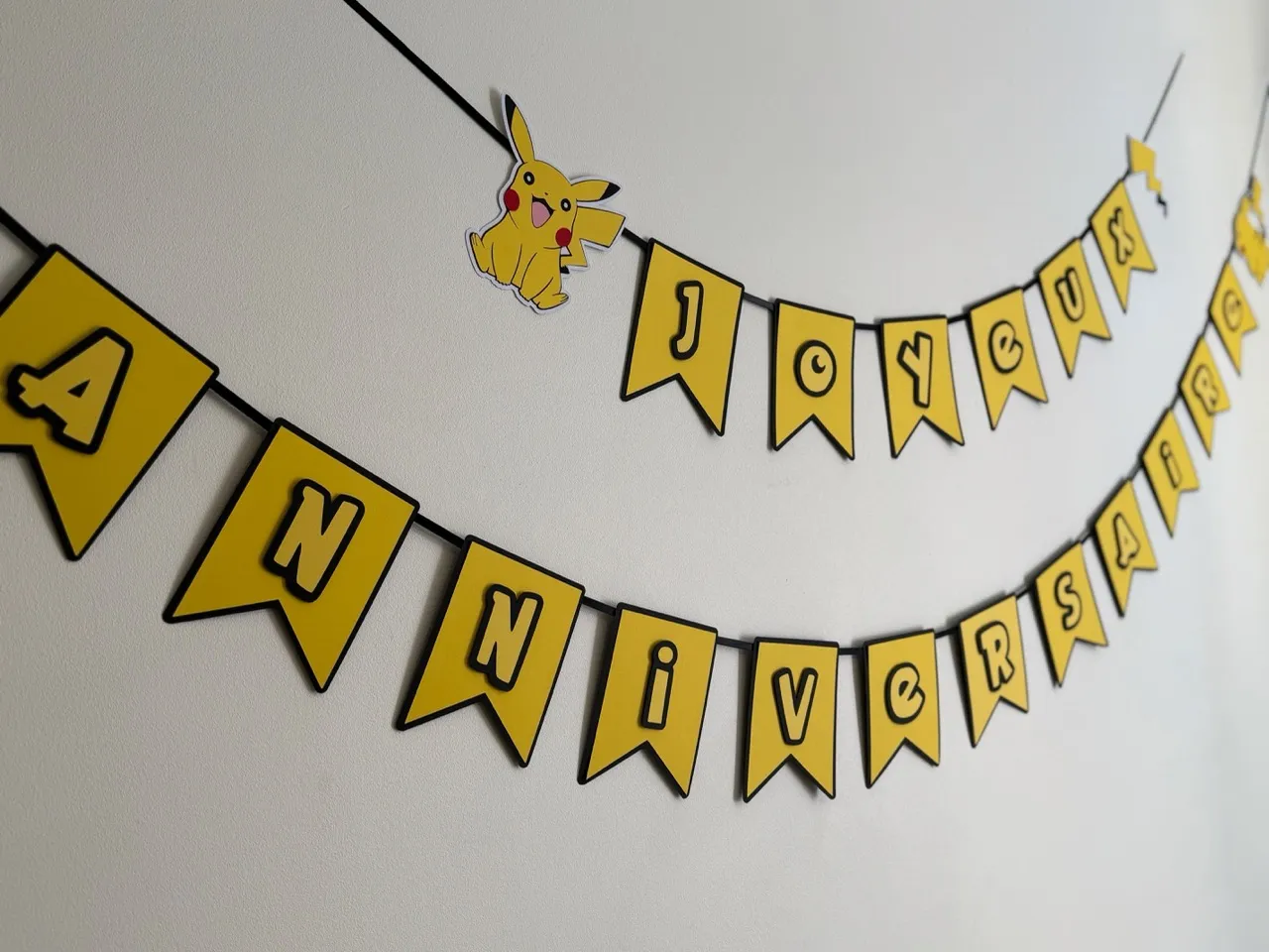 Banderole Pikachu personnalisée faite main